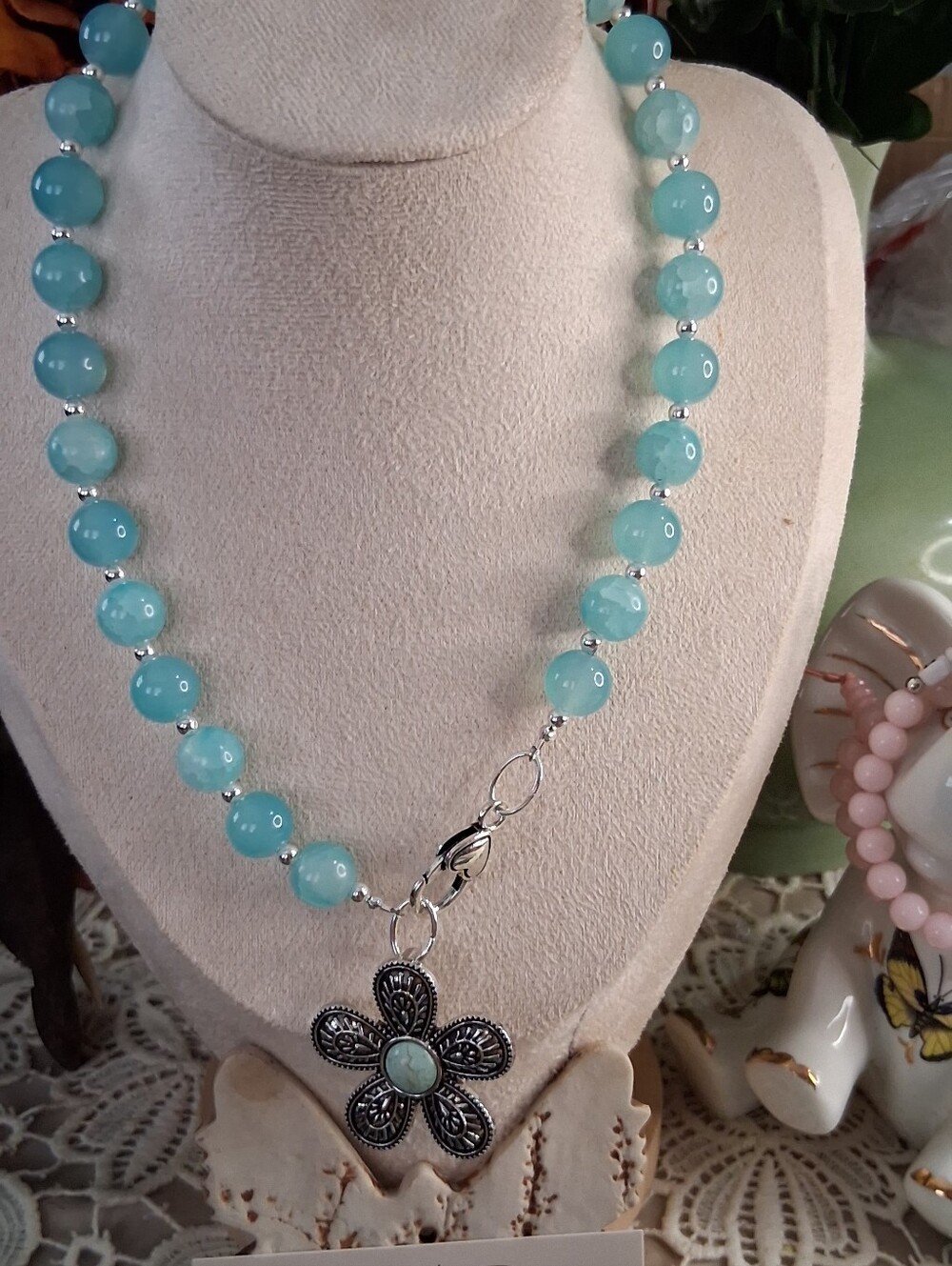 Seafoam Beaded Flower Pendant Necklace - Blue
